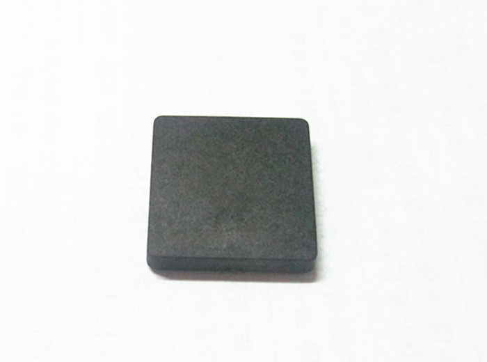 UHF耐高溫抗金屬標(biāo)簽